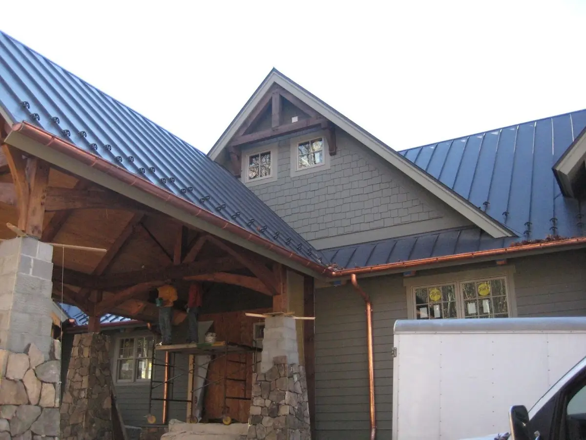 Craftsman Roofing team delivering quality roofing work in Holly